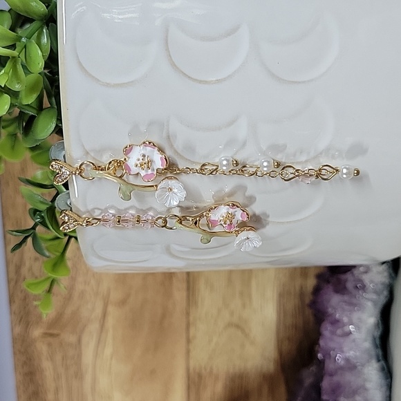 🔥LAST PAIR🔥 Spring Blossom Chain Drop Earrings, S925 - Picture 6 of 10